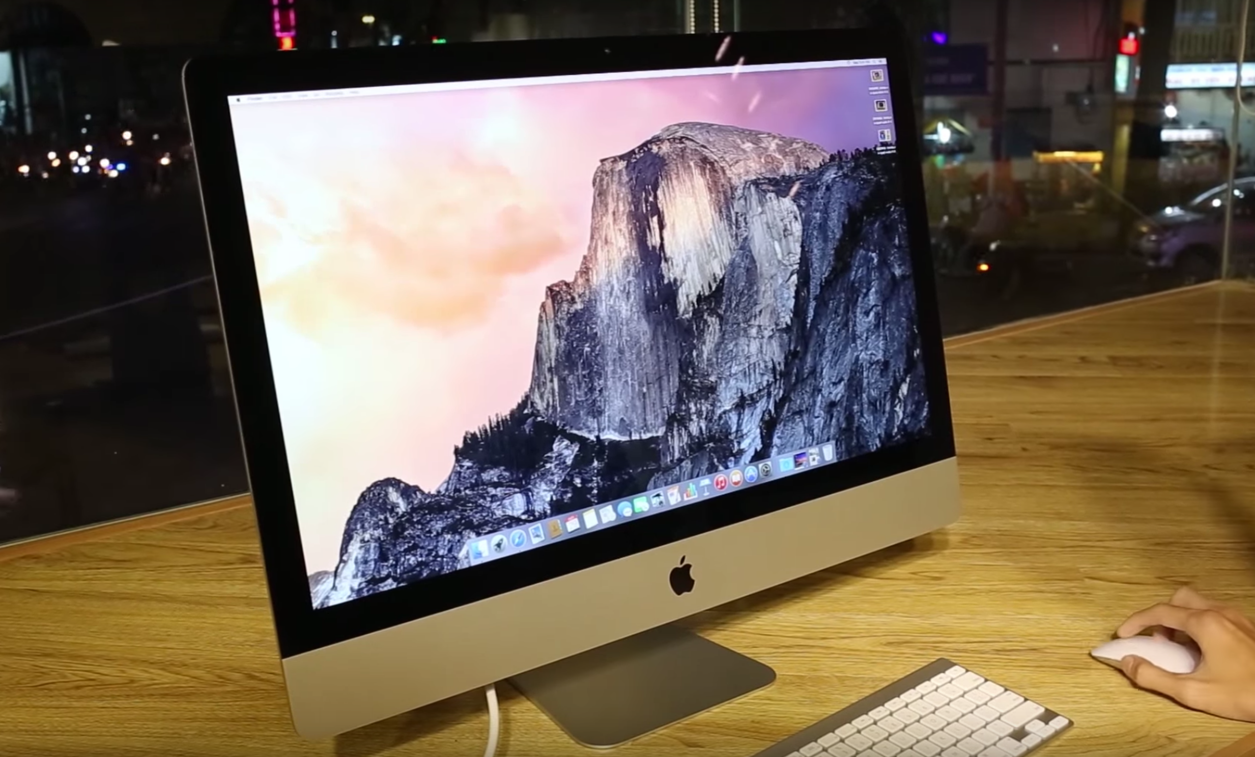 An Image of the iMac 2017