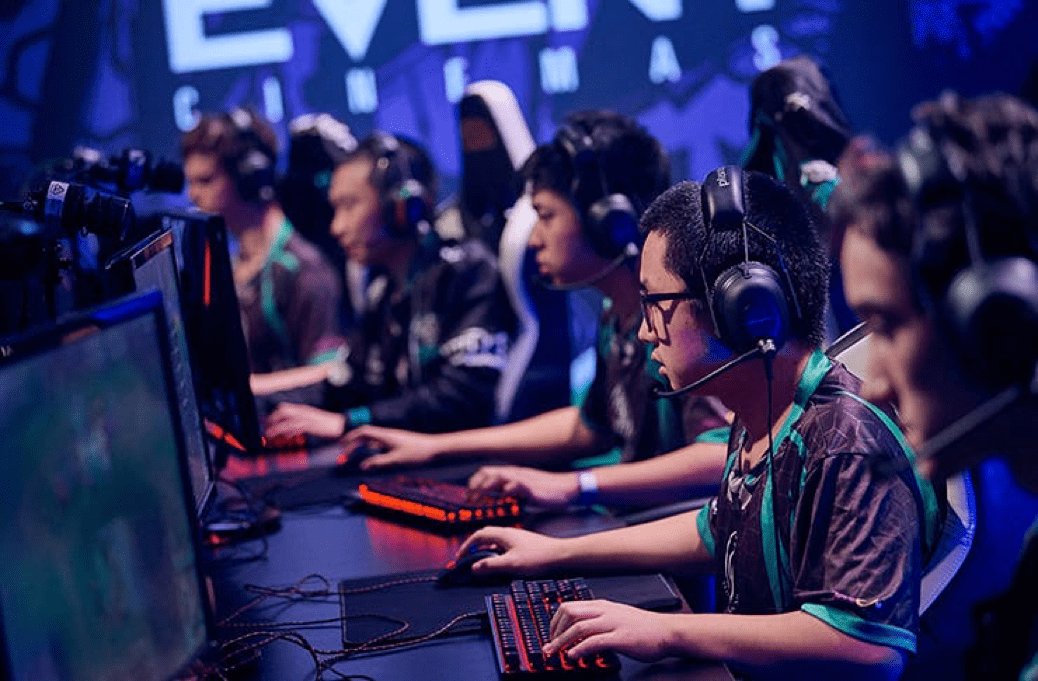 Want To Be A Pro Gamer? Here’s What You Need To Know